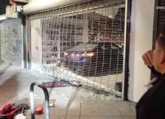 Burglars Use Stolen Car to Smash into High-End Shop in Los Angeles burglars-use-stolen-car-to-smash-into-high-end-shop-in-los-angeles