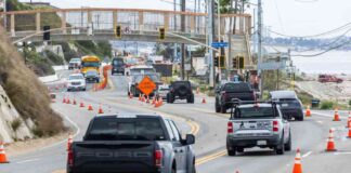 pacific-coast-highway-reopens-after-fire-easing-traffic-congestion